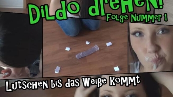 1.Folge Dildo drehen! Lutschen bis das Weiße kommt!