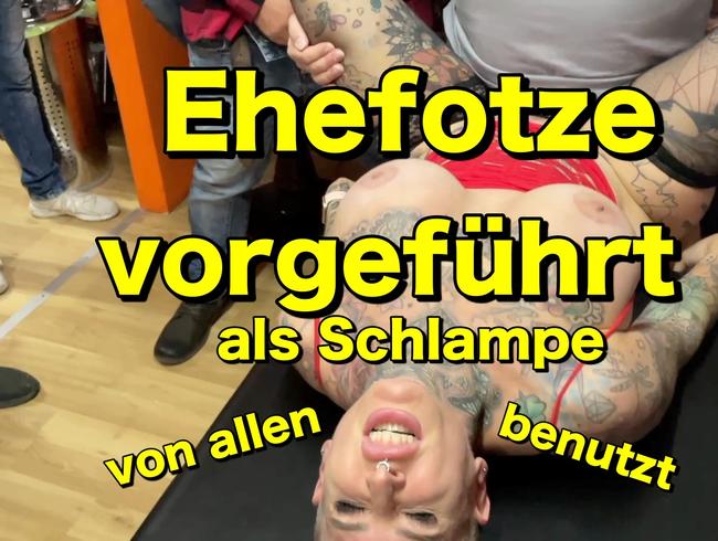 Ehefotze vorgeführt als Schlampe von allen benutzt