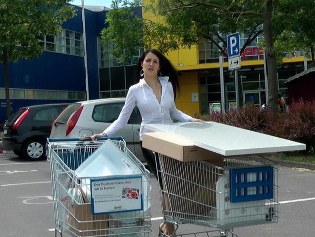 SÜSSEN JUNGSPRITZER BEIM BAUMARKT ABGEWICHST