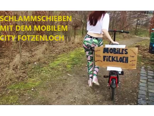 Zweifach Fotzenbesamung!!! SCHLAMMSCHIEBEN mit dem mobilen CITY Fotzenloch***