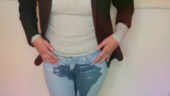 Doppel Jeans Piss Unfall in der Bar