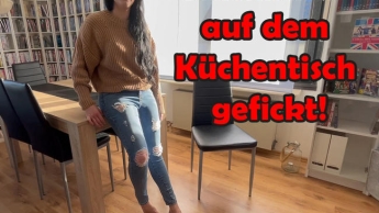 Nachbarin auf dem Küchentisch gefickt!