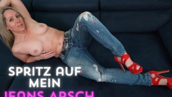 Spritz auf mein Jeans Arsch