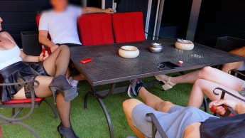 GRUPPENSEX ORGIE auf GRILLPARTY | SO krass VERSAUT fickt man in DEUTSCHLANDS Gärten…!