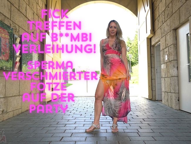 Sperma verschmierter Fotze auf der Party