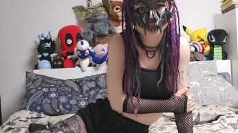 Mein erstes Video! HI bin die Vi – der kleine GothFox stellt sich vor!