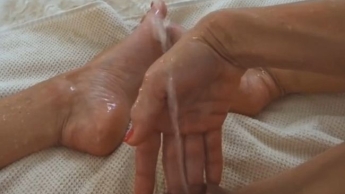 OMG Dauersquirt – Es kam immer mehr – Was für geile Orgasmen – Ich Spritz alles voll!